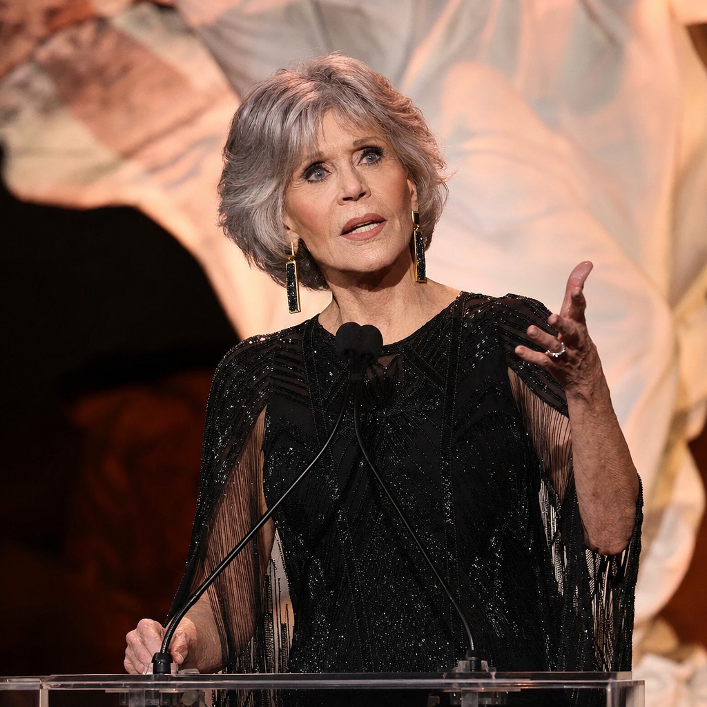 Foto till artikeln: Jane Fonda angriper teknikmiljardärernas jakt på odödlighet: 'De vill leva för evigt medan de dödar resten av oss'